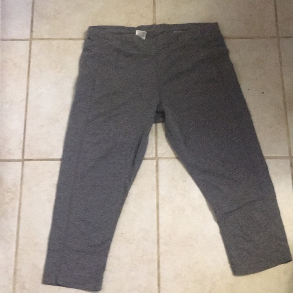 Grey leggings